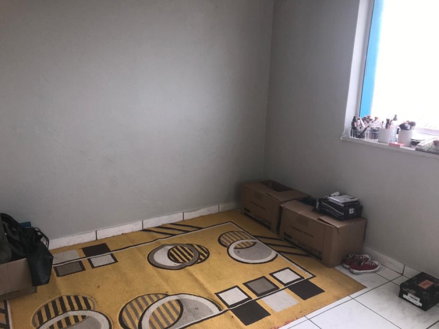 To Let 1 Bedroom Property for Rent in Quigney Eastern Cape